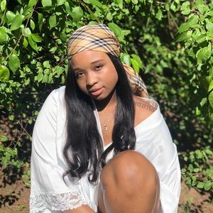 Meet your Posher, Asia